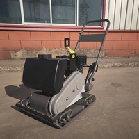 Compacteur à plaque vibrante haute performance Honda C100 à moteur essence, 5,5-7 CV, pour travaux routiers