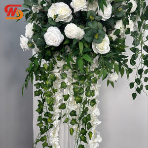 Arco de Boda Elegante para Decoración de Entrada, Arco de Flores Artificiales con Rosas Blancas y Follaje Verde con Cortinas - Product Image 2