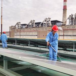 <span class=keywords><strong>RE</strong></span>-YINCAI Industriequalität 2,5KG Photovoltaik-/Solarmodul-Reiniger Staubentfernung Antistatische Lösung Nanotechnologie Selbstreinigend - Product Image 6