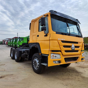 Tracteur TX7 de 460 chevaux avec un rapport de vitesse de 3.7, utilisé pour le transport de gravier et d'émissions Euro 3 - Product Image 4