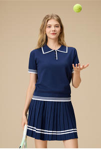 Новинка! Женский спортивный костюм-двойка: юбка и топ, контрастные полосы, свободный крой, повседневный стиль, для тенниса и падела, модный. - Product Image 4