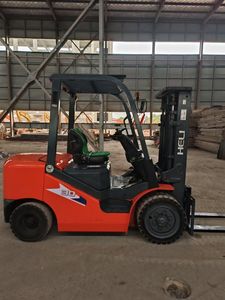 <span class=keywords><strong>Heli</strong></span> Fd30 Heftrucks <span class=keywords><strong>3</strong></span> <span class=keywords><strong>Ton</strong></span> Diesel <span class=keywords><strong>3</strong></span> <span class=keywords><strong>Ton</strong></span> Heftruck Met Japanse Motor Met Zijdelingse Schuif 2 Masten - Product Image 4
