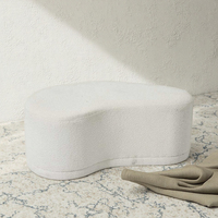 Chaise de loisirs pouf ovale moelleuse blanche élégante pour bureau à domicile et chambre à coucher pour meubles de maison côté appartement et villa