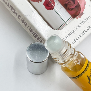 Venta al por mayor <span class=keywords><strong>de</strong></span> fábrica: Mini aceite perfumado <span class=keywords><strong>de</strong></span> 6ml para mujer, aceite <span class=keywords><strong>de</strong></span> bolsillo para hombre, aceite corporal floral, frutal y amaderado. Entrega rápida. - Product Image 5