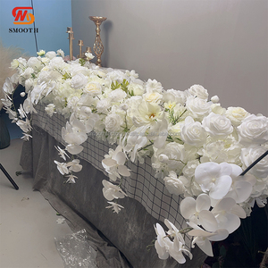 Corredor de flores de Phalaenopsis artificiales blancas lisas personalizadas, diseño de rosas hechas a mano para boda, Día de San Valentín, suave - Product Image 1