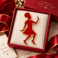 Broche en métal plaqué or avec émail rouge, motif Femme Grecque de la Fortitude dansant, pour Sororité Delta, Bijou personnalisé pour femmes, Vente en gros