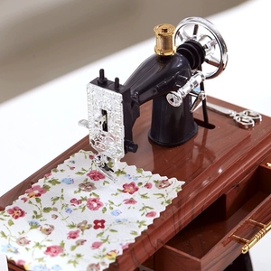 กล่องดนตรีรูปจักรเย็บผ้าสไตล์ยุโรปย้อนยุค ของตกแต่งบ้าน - Product Image 3