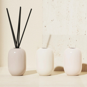 C & H Decoración de lujo para el hogar Cerámica blanca para difusor de caña Juego de velas <span class=keywords><strong>Perfume</strong></span> Fragancia de aromaterapia Aceite esencial de larga duración - Product Image 5