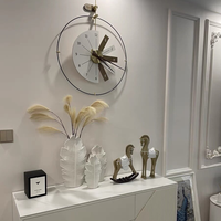 Ornements en résine An de Cheval Chinois, design moderne et épuré, pour l'agrandissement de la maison, le salon, le meuble TV, le bureau et la décoration intérieure.