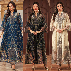 Abiti Etnici Ricamati e Stampati, Vestiti Modesti per Donne Musulmane, Abaya Lunga Femminile - Product Image 2
