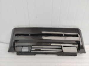 Parrilla Delantera de Fibra de Carbono 17carbon para <span class=keywords><strong>Defender</strong></span> 110 2020+, Color Negro Carbón, Instalación con Cintas Adhesivas 3M - Product Image 3
