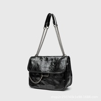 Sac de Factrice pour Femme – Nouvelle Collection Haut de Gamme Matelassé avec Chaîne, Bandoulière Unique en Polyester, Automne, Porté Épaule/Bandoulière