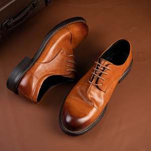 Zapatos de Hombre Hechos a Mano con Cordones, de Cuero, Impermeables, Transpirables, con Suela de Goma Ligera, Estilo Casual para Otoño - Product Image 1