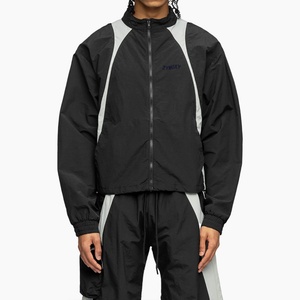 Chaqueta y Pantalones Deportivos de Poliéster para Hombre con Logotipo Personalizado, Chaqueta de Nylon con Cierre y Parches, Traje Deportivo de Nylon - Product Image 4