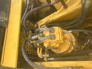 Excavatrice sur chenilles Komatsu PC400 d'occasion, 40 tonnes, avec godet hydraulique - Product Image 6