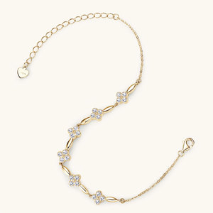 Glücksbringer Vierblättriges Kleeblatt Zertifiziertes Trendiges Stapelbares 14K Vergoldetes 925 Sterling Silber Krappenfassung 2mm Moissanit Armband für Damen - Product Image 3