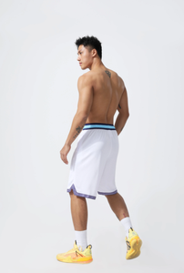 Stock de haute qualité vierge 100% polyester coupe ample séchage rapide personnalisé américain maille basket-ball porter des shorts - Product Image 2