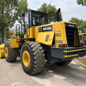 Chargeuse sur pneus KOMATSU WA380 d'occasion, 20 tonnes, chargeuse frontale hydraulique, engin de construction - Product Image 3