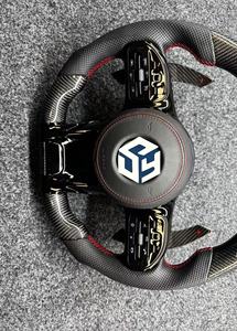 Volant en cuir semi-perforé personnalisé en fibre de carbone pour Mercedes Benz W204 W205 W166 W212 W220 W221 W222 C117 C43 C63 AMG - Product Image 4