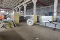 Panneau sandwich en laine de roche à isolation thermique et phonique avec revêtement métallique imperméable et résistant au feu pour la salle blanche du mur du toit