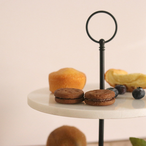 Оптовая продажа с фабрики в Китае, декоративные 2 яруса натуральный белый мрамор подставка для свадебного торта для дома - Product Image 3