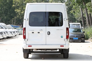SAIC Maxus V80 2,0 T diesel 8/<span class=keywords><strong>9</strong></span> <span class=keywords><strong>plazas</strong></span> Coche de pasajeros 2WD Cinco puertas Coche de pasajeros ligero 147 caballos de fuerza - Product Image 5