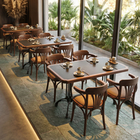 Meubles de restaurant de style rétro de luxe, ensembles de canapés, tables et chaises, mobilier d'hôtel, restauration, tables et chaises vintage pour café, tables et chaises en bois