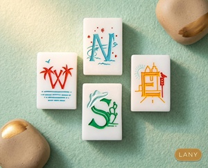 เดอะ ชีคกี้ ไลน์: ซานตาโมนิกา รีลีส มีสินค้าสองชิ้นในชุดนี้ - Product Image 4