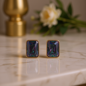 Elegantes Pendientes de Cuarzo Arcoíris con Cristales Geométricos, Chapados en Oro de 18K, para Uso Diario, con Engaste Clásico en Bisel - Product Image 2