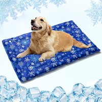 Tapis rafraîchissant pour animaux de compagnie, résistant aux morsures, rempli d'eau, avec motif flocon de neige pour chiens et chats - Utilisation estivale, luxe moderne, lavable