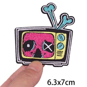 Écussons brodés personnalisés en gros pour usine, badges brodés mignons à thermocoller avec faible MOQ et livraison rapide - Product Image 5