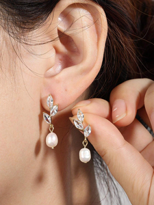 ZUOLA Fashion <strong>Jewelry</strong> 18K Gold Plated Chain Dangle Pearl Earrings 925 <strong>Silver</strong> Stud Pearl Earrings for Women - Product Image 5