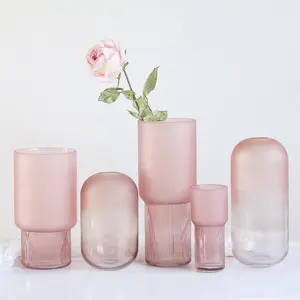 Centros de mesa de decoración del hogar simples y modernos, florero de cristal rosa con rayas esmeriladas, jarrones de cristal