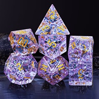 Ensemble de dés polyédriques en cristal fissuré violet-bleu clair avec logo personnalisé en gros d'usine pour donjons et dragons RPG