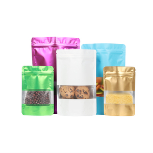 Sac zip-lock de couleur mate avec logo personnalisé sac en plastique réutilisable de qualité alimentaire avec fenêtre pour <span class=keywords><strong>l</strong></span>'emballage de fruits secs à base de noix - Product Image 6