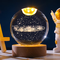 Bola de Cristal con Grabado Láser 3D de Santa Claus en la Galaxia - Bola de Cristal Grande con Luz Nocturna |   Recuerdos Creativos y Regalos para Fiestas