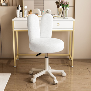 Chaise de salle à manger style maison, couleur crème, luxe léger et sensation haut de gamme, chaise de table à manger pour chambre de femme, dossier pour le maquillage - Product Image 3