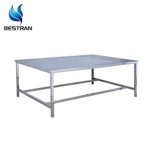 โต๊ะทำงานทางการแพทย์ <span class=keywords><strong>BT</strong></span>-WKT04 ผลิตจากสแตนเลสเกรดทางการแพทย์ ระดับ Class I ได้รับการรับรองมาตรฐาน ISO9001 และ CE รับประกัน 1 ปี สำหรับโรงพยาบาล ห้องปฏิบัติการ และคลินิก - Product Image 2