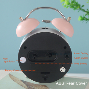 Top-ranked nhỏ bàn nhỏ đồng hồ báo thức 4inch bảng thiết kế cổ điển snooze chức năng Kim loại - Product Image 5