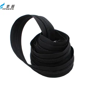 Wholesale Long Chain Nylon Zipper Packing Zipper Rolls Black Carry Bag Roll Zipper Long Carry Bag For Bags Pants