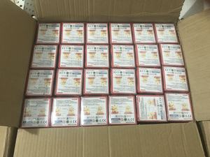 Bianco giallo nero caffetteria giapponese ondeggiante fatto a mano 2.5 pollici <span class=keywords><strong>beckoning</strong></span> <span class=keywords><strong>cat</strong></span> solar power Maneki Neko Plastic Lucky <span class=keywords><strong>Cat</strong></span> - Product Image 4