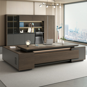 Bureau de direction en bois noir en forme de L, moderne, convertible, réglable en hauteur, personnalisé et luxueux, avec des fonctionnalités modulaires et extensibles - Product Image 6