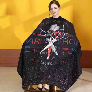 Cape de barbier professionnel Cape de beauté personnalisée avec Logo personnalisé pour hommes Cape de coiffure en polyester imperméable pour une utilisation en salon - Product Image 4