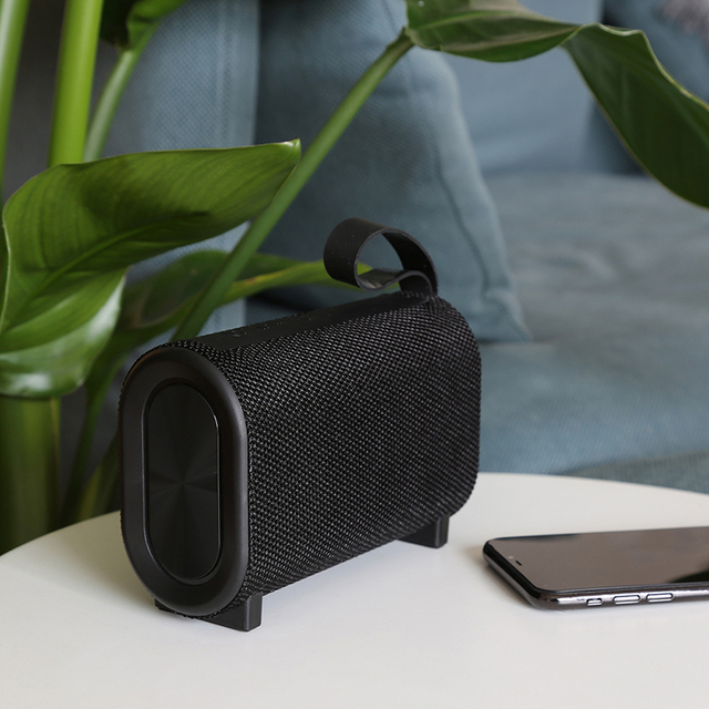 Outdoor 5W Powered Amplifier Waterproof Ipx6 Usb Tf Slot FM Radio Bt Wireless Portable BT Blue ToothSpeakers
