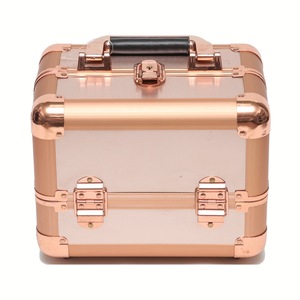 Maletín de almacenamiento de <span class=keywords><strong>aluminio</strong></span> profesional personalizado Estuche de viaje de belleza de <span class=keywords><strong>maquillaje</strong></span> portátil de <span class=keywords><strong>aluminio</strong></span> - Product Image 6