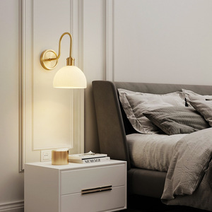 Applique murale en cuivre massif de style nordique pour chambre à coucher, salon, couloir - Style français créatif de luxe en verre pour mur de fond - Product Image 2