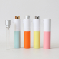 Twist Voyage Poche Taille Porte-clés Parfum Parfum Atomiseur Vaporisateur Bouteille avec Crochet Trou 8ml 10ml