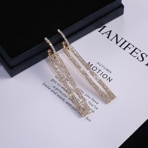 CAOSHI OEM ODM Rose <strong>Gold</strong> Color Rhinestone <strong>Earrings</strong> Sparking Crystal Wedding Jewelry Long <strong>Dangle</strong> Drop <strong>Earrings</strong> Women - Product Image 5