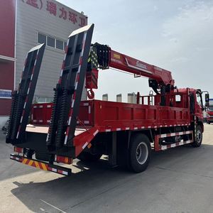 Grúa Montada en Camión Shacman Changwei de 8 Toneladas con Pluma de 5 Secciones y Rampa para Transporte de Excavadoras y Maquinaria de Ingeniería - Product Image 5