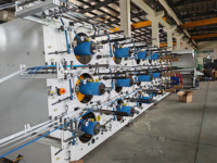 Rebobineuse semi-automatique Contrôle précis de la tension Fonctionnement facile pour film plastique Papier Mousse Ruban Machines d'emballage en plastique